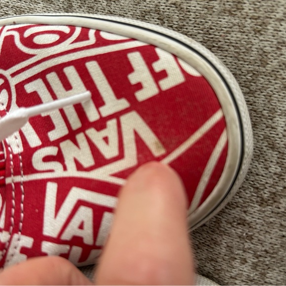 VANS - Picture 6 of 8